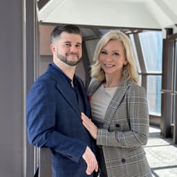 Portrait of Chad and Liza Martin from Martin Insurance Partners
