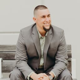 Portrait of Josh Heath from Loxley Health